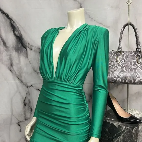 Runaway Kelly Green, long sleeve dress - Picture 7 of 10